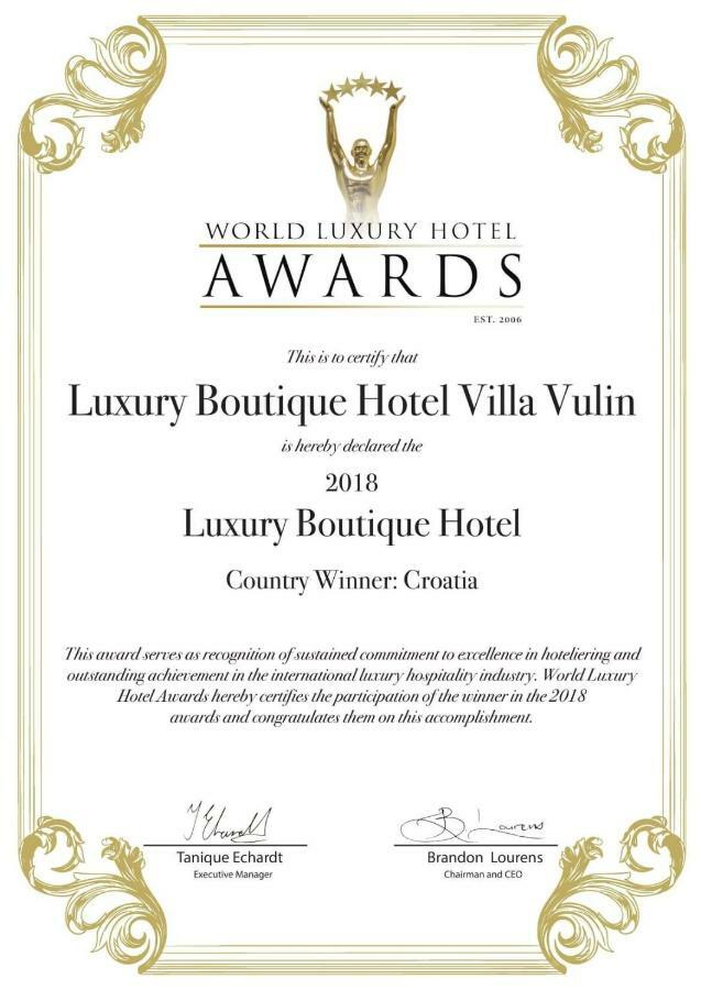 Luxury Boutique Hotel Villa Vulin プーラ エクステリア 写真